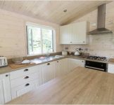 Kitchen diner at self catering near Ross on Wye